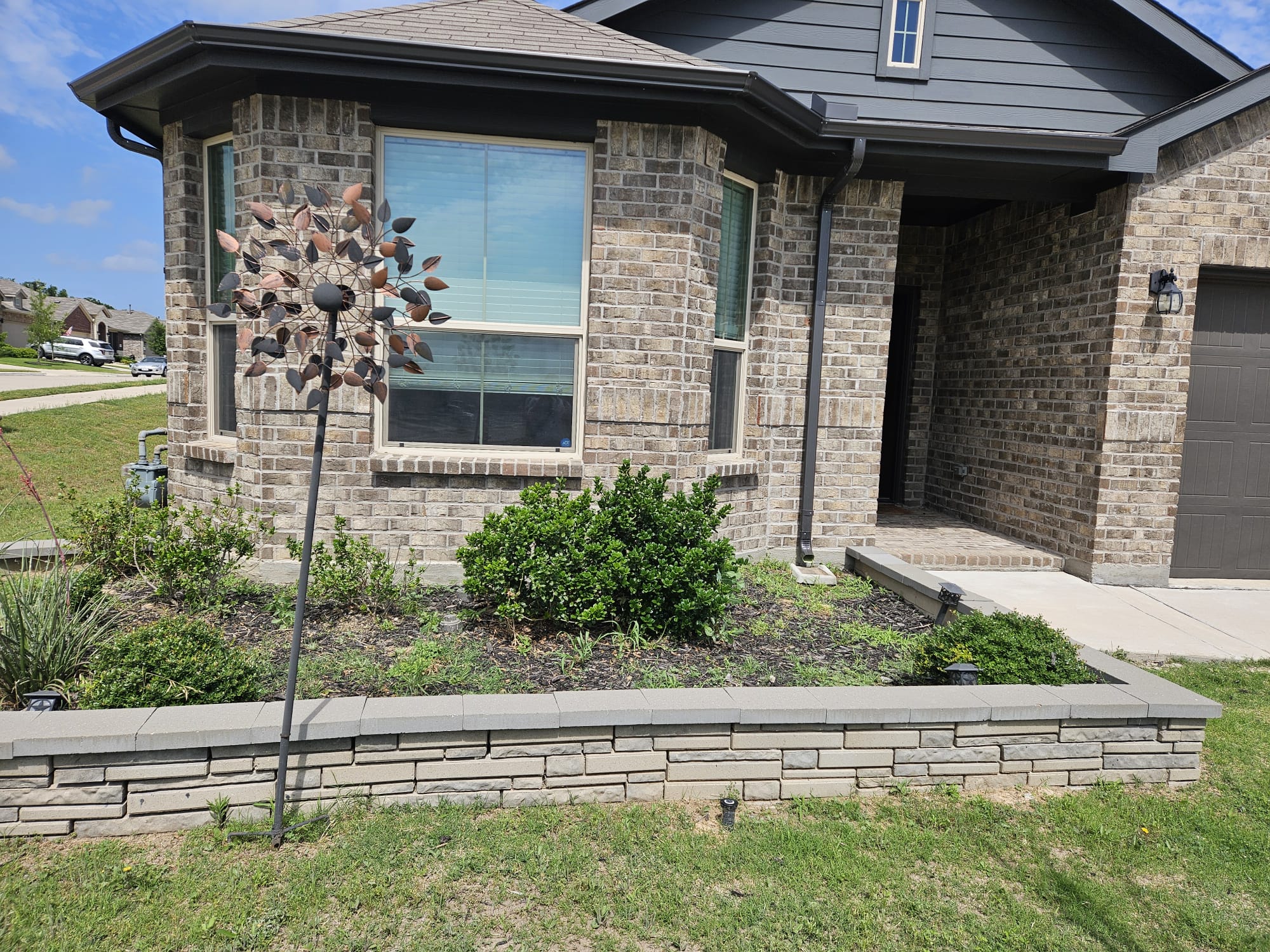 Home Exterior 2-min